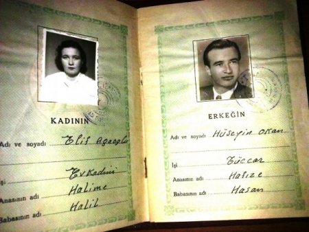 Annesinden kalan çeyizi, Uşak Kent Tarihi Müzesi’ne bağışladı