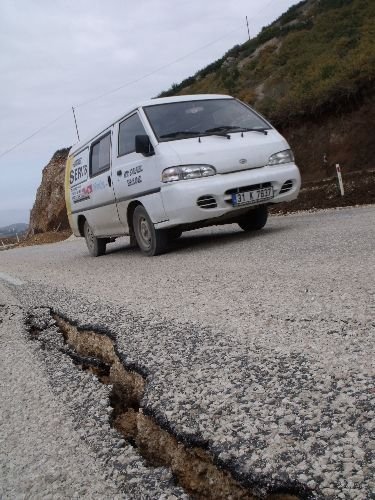 Antakya – Altınözü Yolu Yine Çöktü