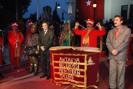 Antakya Belediyesi 'mehteran Takımı' İlk Gösterisini Sundu