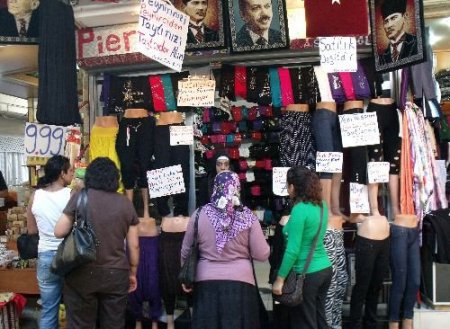 Antakyalı Esnaf, Dizi Yıldızlarıyla Satışlarını Artırdı