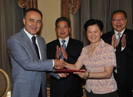 Antalya, Çin'in 4,5 trilyon dolarlık dev eyaletiyle işbirliği için el sıkıştı