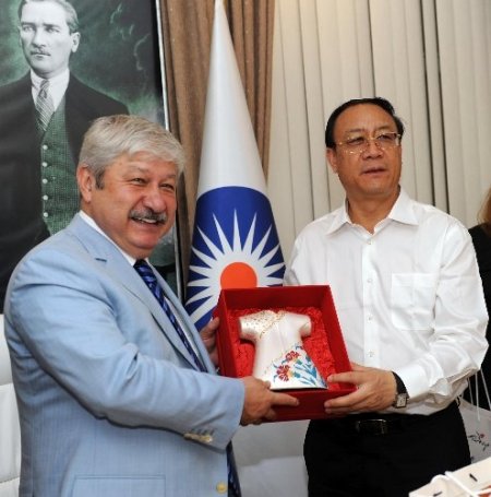 Antalya, Kunming ile kardeş şehir oldu