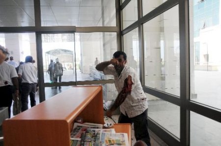 Antalya Adliyesi'nde Döner Bıçakları Konuştu: 2'si Ağır 7 Kişi Yaralandı (2)