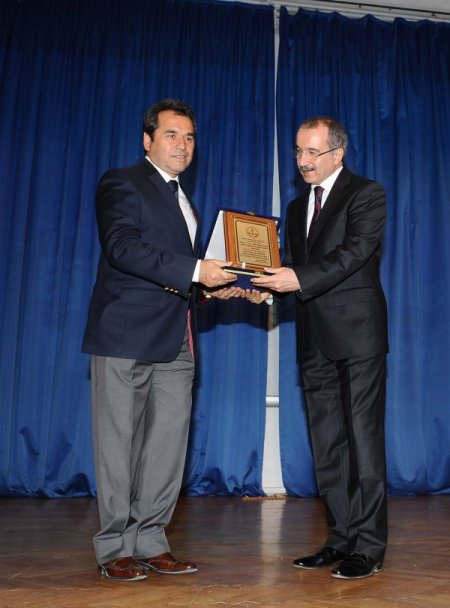 Antalya eğitimine iki ödül