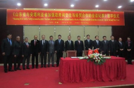 Antalya Valisi Altıparmak, Çinli işadamlarını yatırıma davet etti