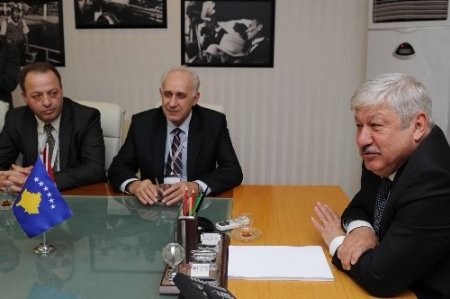 Antalya ve Kosavalı yöneticiler ekonomik kalkıma için ortak hareket edecek