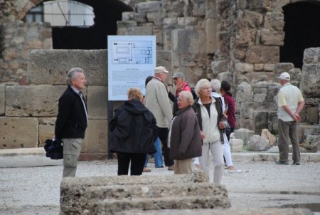 Antalya'da 340 bin Alman ve İngiliz kültür turuna çıktı