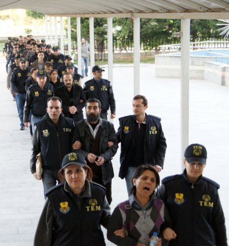 Antalya'da 7 DHKP-C üyesi tutuklandı,