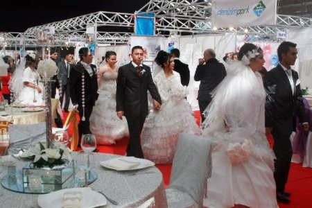 Antalya’da ‘biz Evleniyoruz 2011’ Fuarı Açıldı