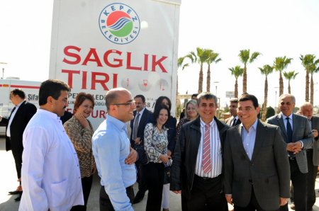 Antalya'da gezici sağlık TIR'ı tarama yapacak