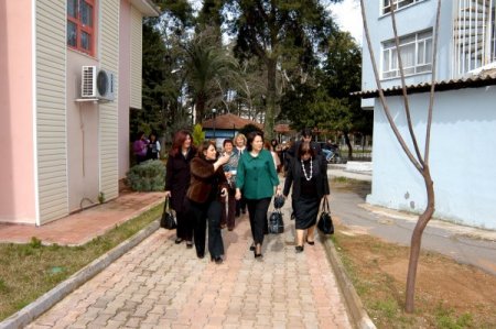 Antalya'da Gönül Elçileri heyeti, Sevgi Evleri'ni ziyaret etti