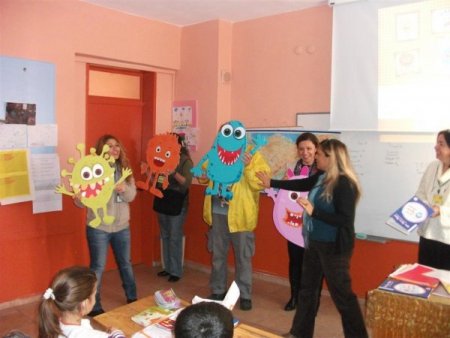 Antalya'da köy çocuklarına hijyen eğitimi verildi