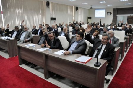 Antalya'da Limandan Havalimanına Borularla Yakıt Taşınacak