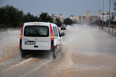 Antalya'da metrekareye 45 kilogram yağış düştü