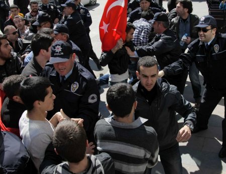 Antalya’da Nevruz ayarlı provokasyon girişimi