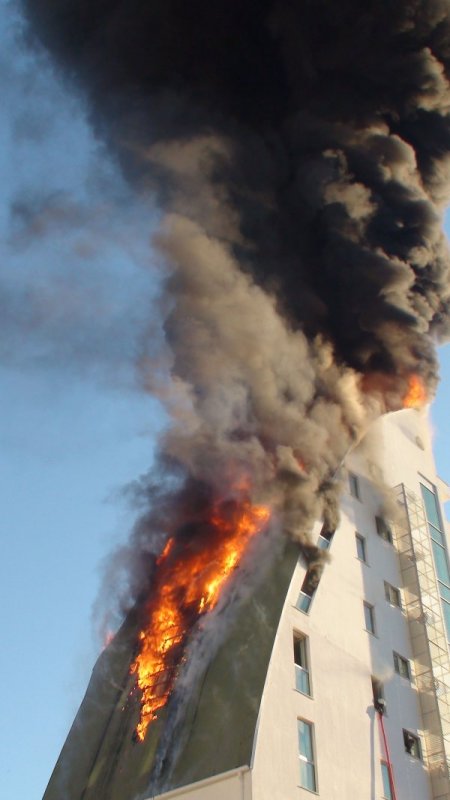 Antalya'da Otel Yangını Korkuttu (2)
