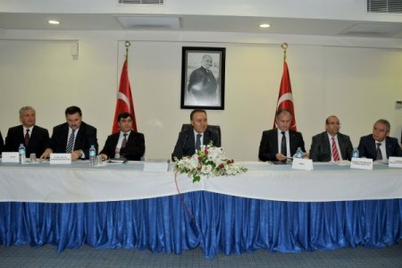 'Antalya’da turizmi tek elden yönetecek üst yapıya ihtiyaç var'