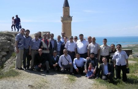 Antalyalı imam hatipler Van'la gönül köprüsü kurdu