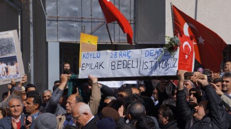 Antalyalı köylüler, 2B'yi Başkent'te protesto etti