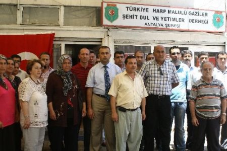 Antalyalı Şehit Yakınları: Öcalan Asılsın, Artık Kan Dökülmesin