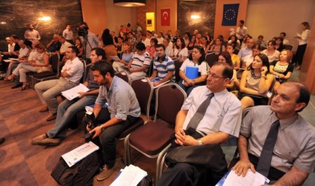 Antalyalılara göre en önemli iki sorun trafik-ulaşım ve altyapı-kanalizasyon