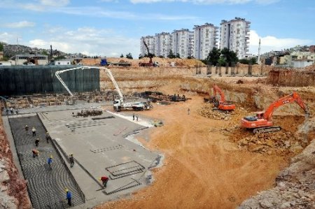 Antalya’nın en büyük kongre merkezinin temeli atılıyor