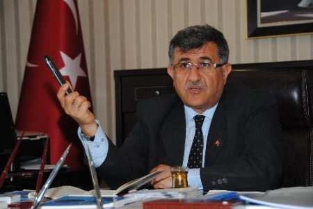 Antalya'nın turistik bölgelerinde 5 aylık inşaat yasağı başladı