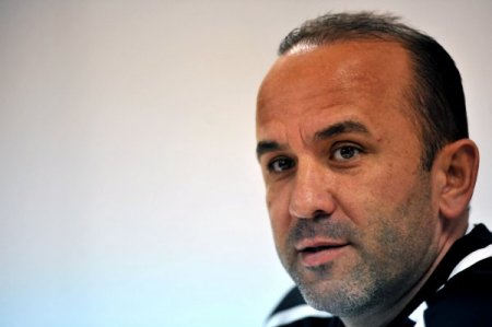 Antalyaspor 2 oyuncuyla yollarını ayırdı; transfer çalışmaları başlıyor