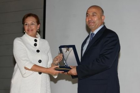 Antalya'ya En İyi Hizmet Edenler Ödüllendirildi