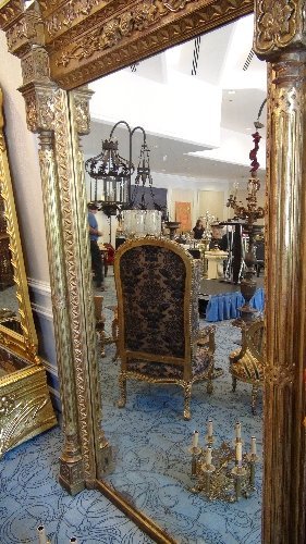 Antika ipek mendil ile birlik çağrısı