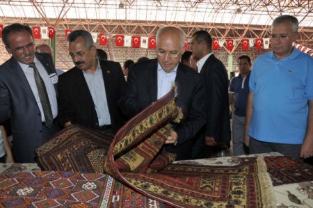 Antika pazarı Çayyolu’nda açıldı