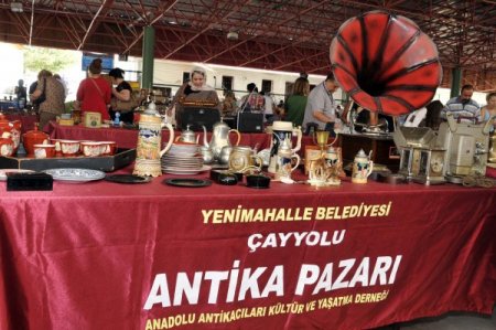 Antika pazarı Çayyolu’nda açıldı