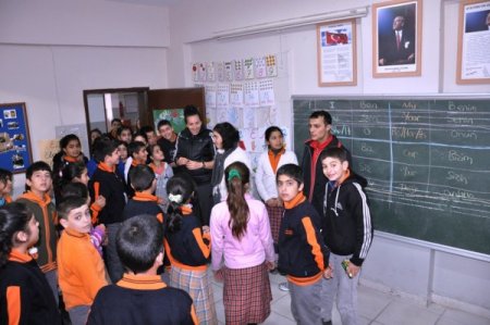 Antrenörler okullarda sporcu avında