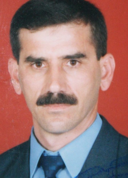 Apatman yöneticisi cinnet getirdi, 2 kişiyi öldürüp canına kıydı