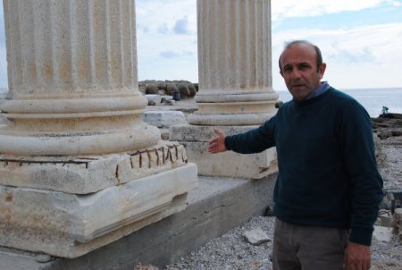 Apollon Tapınağı'nın kurtarılması için Bakan Günay'dan yardım istendi