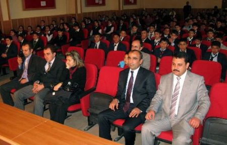 Araban Belediyesi'nden Çocuklara Ücretsiz Tiyatro