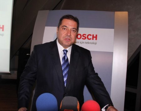 Aracı Cep Telefonuyla Park Etme Dönemi Başlıyor