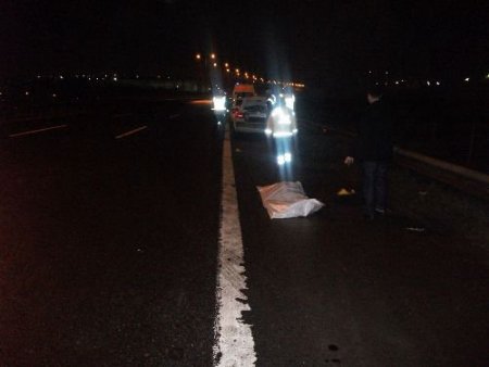 Aracını Tamir İçin İndi Kamyonun Altında Kaldı