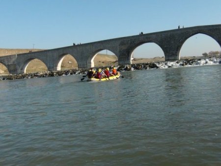 Aralık ayında Muş'ta kano heyecanı yaşandı