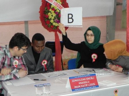 Arapça Bilgi ve Etkinlik Yarışması'ndan Ereğli 2 birincilik çıkardı