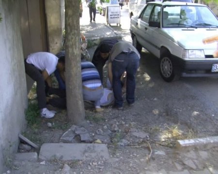 Arazi Konusunda Tartıştığı Ağabeyini Vurdu