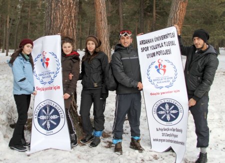 Ardahan Üniversitesi öğrencileri zirvede