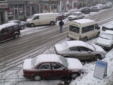 Ardahan’da Lapa Lapa Kar Yağdı