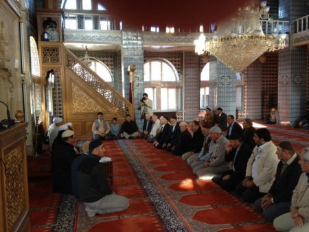 Ardahanlı hacı adayları, kutsal topraklara uğurlandı