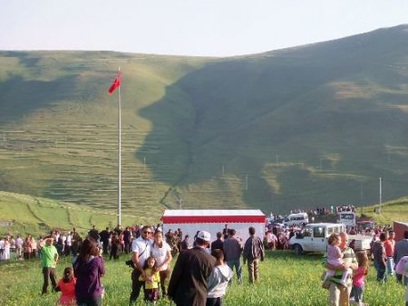Ardahanlılar Festivallerde Doyasıya Eğlendi