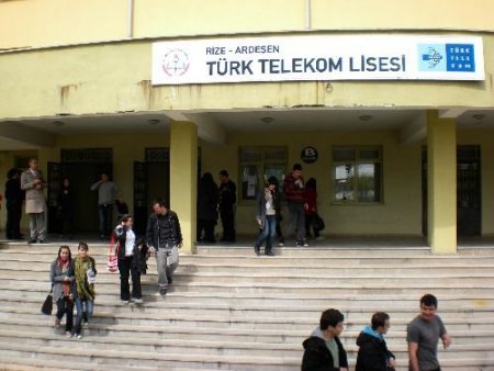 Ardeşen'de 2 Bin 72 Öğrenci Ygs İçin Ter Döktü