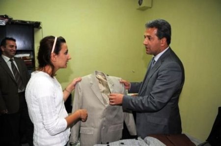 Arhavi Gençlik Meclisi'nden 'yeni Giymeyen Kalmasın' Projesi Hayata Geçiyor