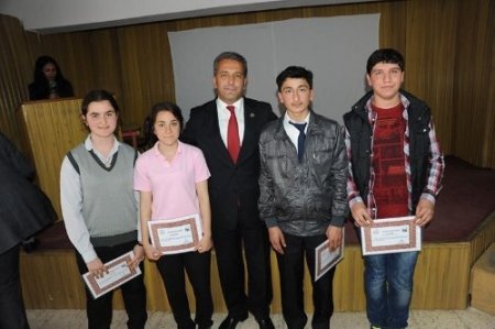 Arhavi'de kitap okuma ve tanıtım yarışması yapıldı