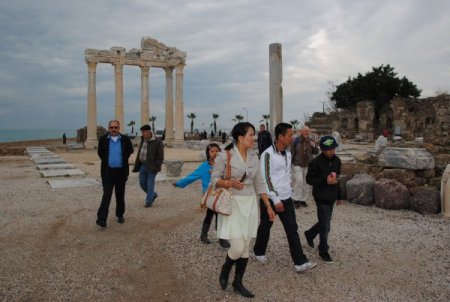 Arıcı: Yeni yılda da tanıtım fuarlarında kültür turizmini ön palanda tutacağız