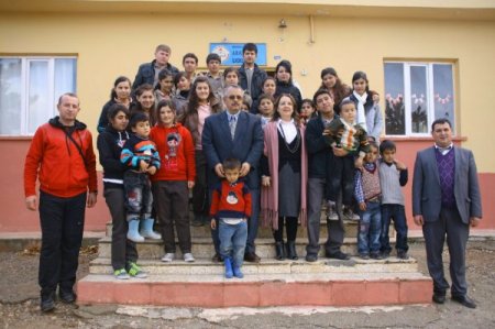 Arıkuyusu BSİO'ya kardeş okuldan destek